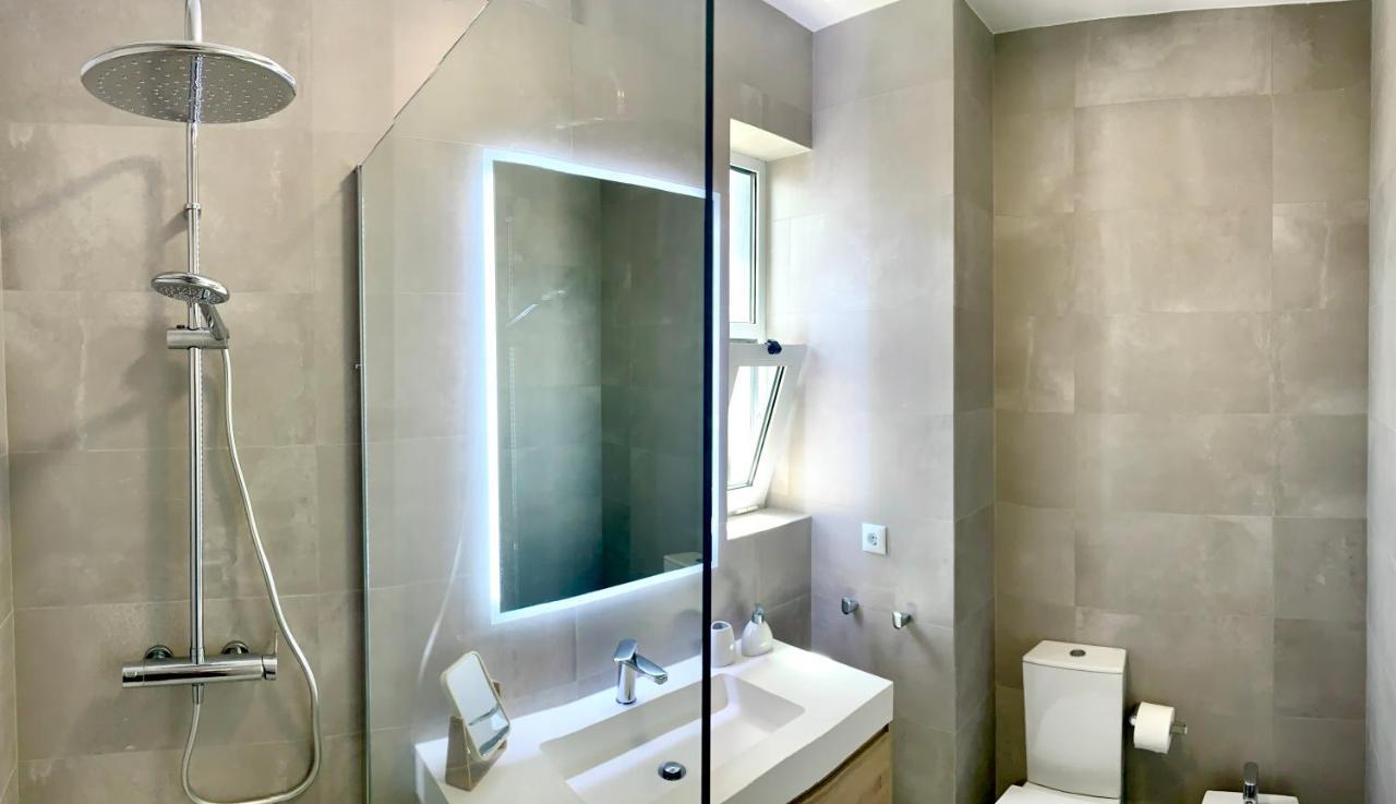 Casa Do O Apartment ปอนตาเดลกาดา ภายนอก รูปภาพ
