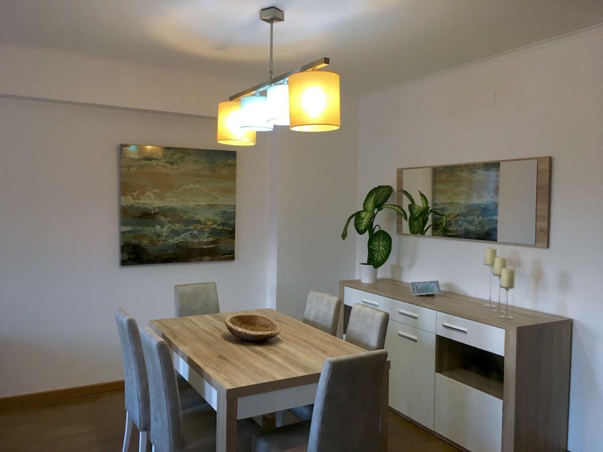 Casa Do O Apartment ปอนตาเดลกาดา ภายนอก รูปภาพ